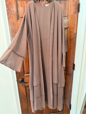 NWT | Veiled Collection Hawa Two Piece Set in Deep Taupe